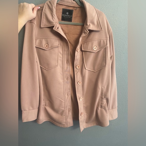 Shacket - Picture 1 of 1